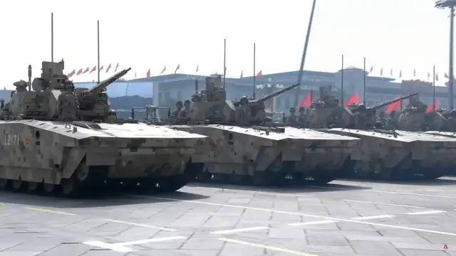 100式坦克<strong></p>
<p>寿司虚拟币</strong>?红旗-29?东风-61?九三阅兵都有哪些亮点?