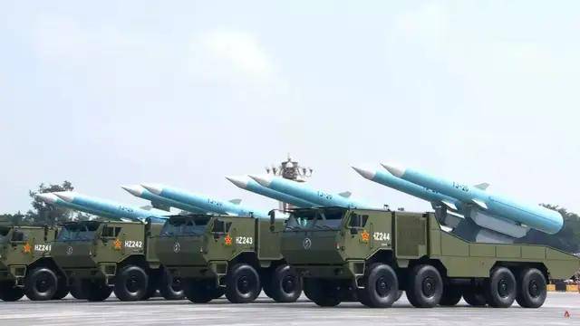 100式坦克<strong></p>
<p>寿司虚拟币</strong>?红旗-29?东风-61?九三阅兵都有哪些亮点?