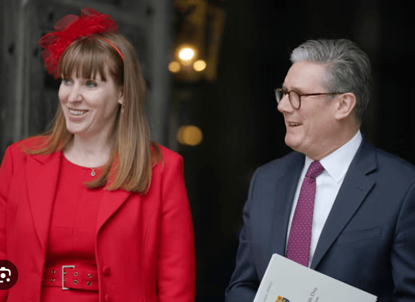 金正恩女儿首登国际舞台<strong></p>
<p>虚拟币寿司</strong>，引爆接班传闻！英国首相被架空，工党内斗成全武行…