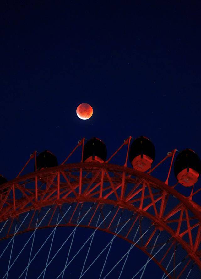 刷屏朋友圈<strong></p>
<p>虚拟币封卡</strong>！“红月亮”高清大图来了