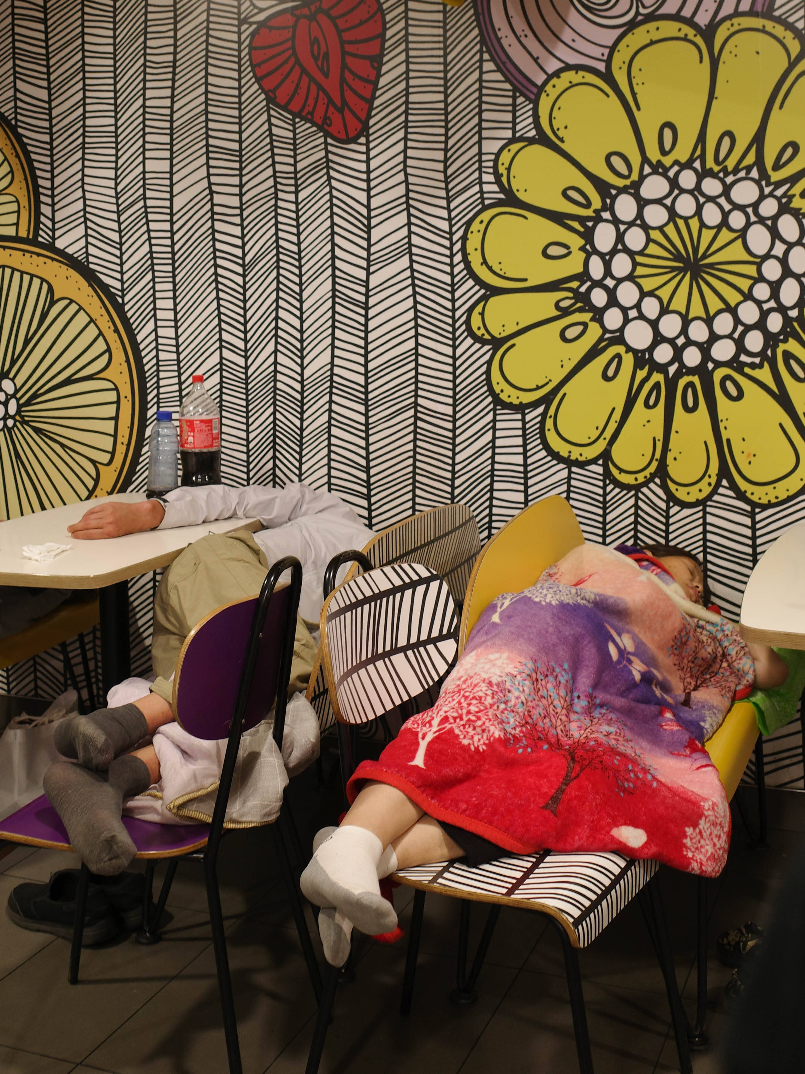 麦当劳夜宿者:老人占六成<strong></p>
<p>虚拟币激励</strong>,各有心酸事