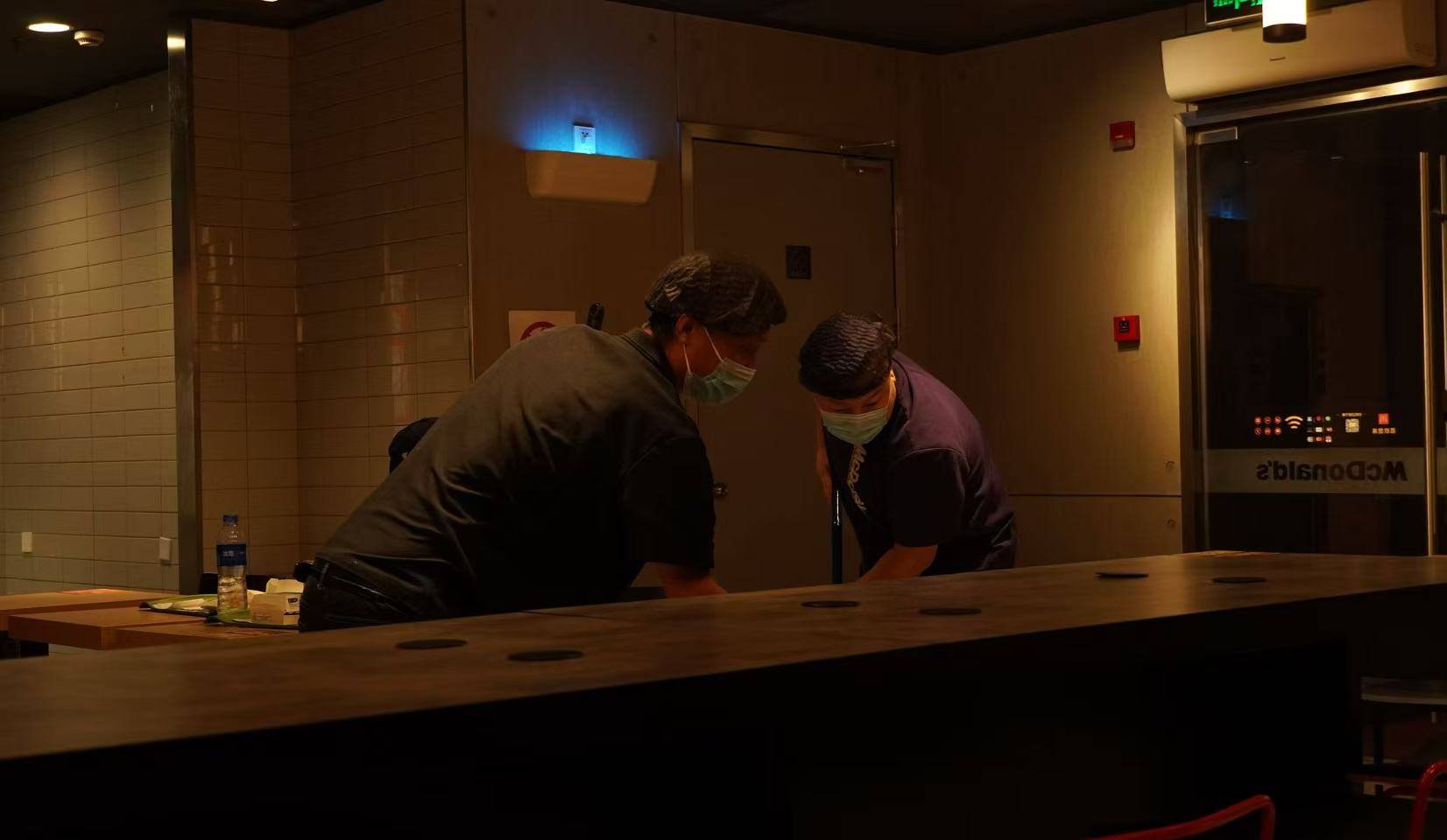 麦当劳夜宿者:老人占六成<strong></p>
<p>虚拟币激励</strong>,各有心酸事