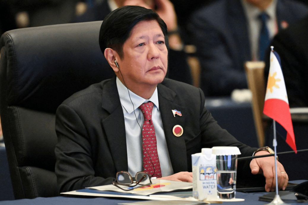 菲律宾局势突变！全军已进入待命状态<strong></p>
<p>虚拟币动画</strong>，马科斯点的火，终究烧到了自己身上