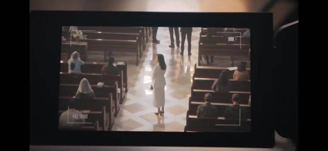 44岁要去“竞选总统”的全智贤<strong></p>
<p>虚拟币动画</strong>，穿衣风格都变了！