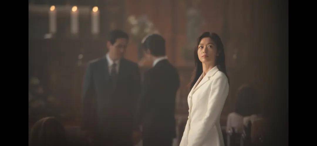 44岁要去“竞选总统”的全智贤<strong></p>
<p>虚拟币动画</strong>，穿衣风格都变了！