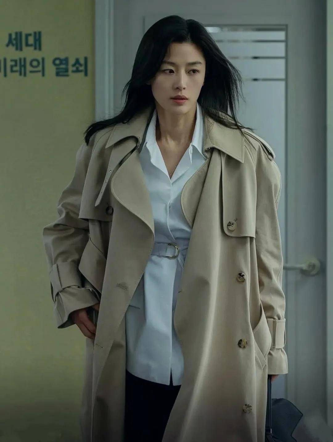 44岁要去“竞选总统”的全智贤<strong></p>
<p>虚拟币动画</strong>，穿衣风格都变了！