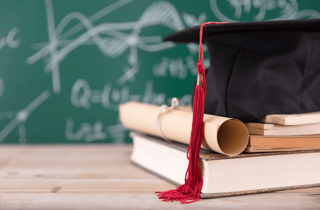 国安部：有人以“日薪800”诱骗大学生拍摄军用机场