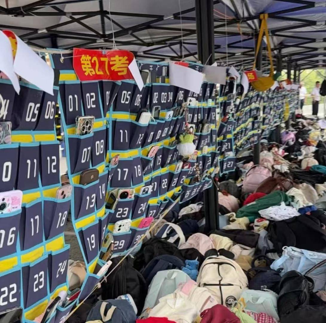 九江一教资考点多名考生存放的物品被暴雨淋湿损坏，学校称将核实情况进行赔付