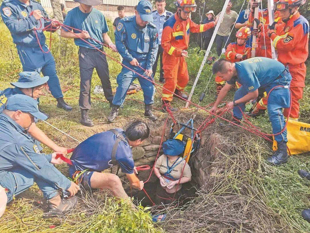 泉州坠井女子“54小时噩梦”:几条蛇爬身上<strong></p>
<p>菲乐虚拟币</strong>,双侧肋骨骨折!绝望时靠一个信念坚持活下来……