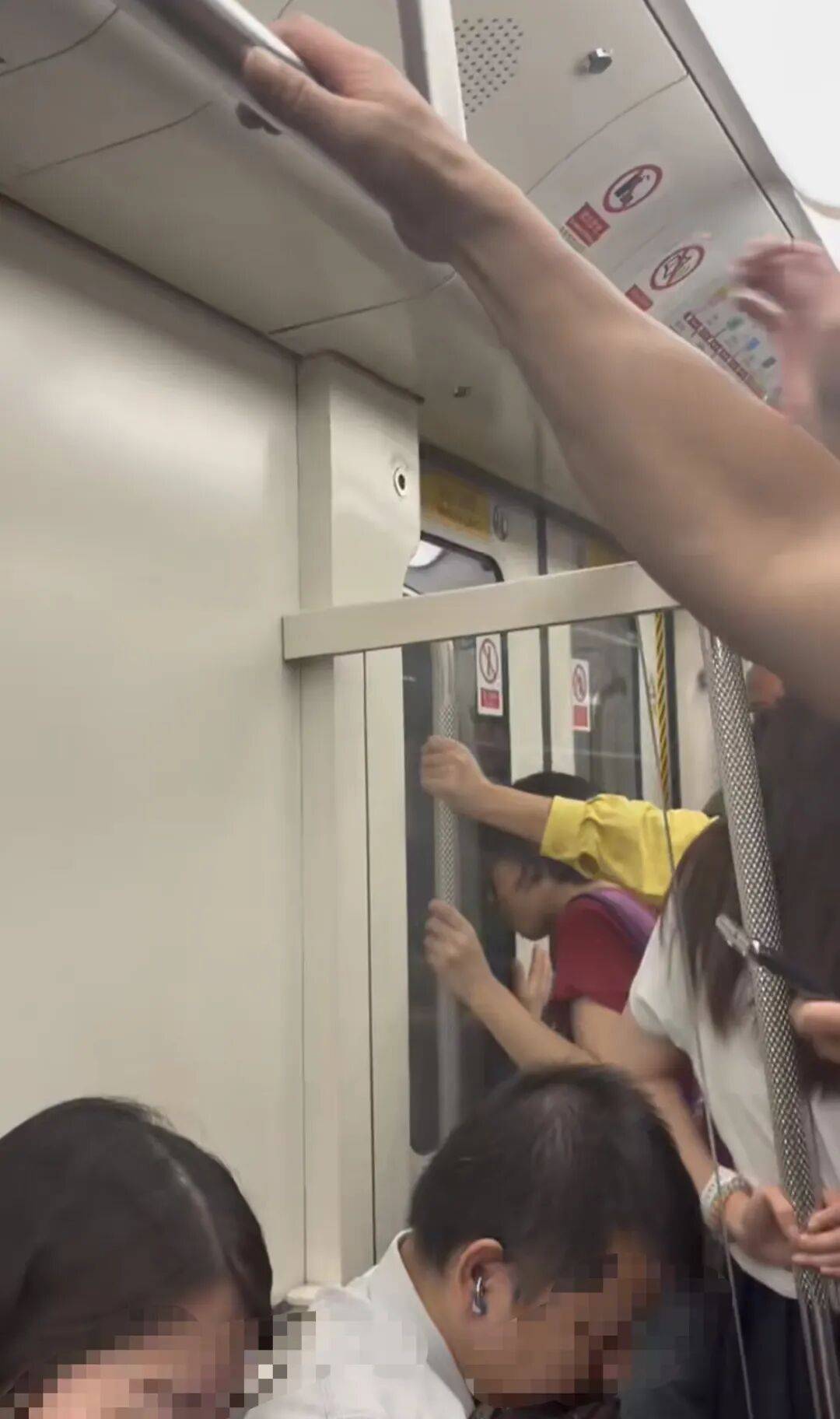 挤爆!深圳一地铁线晚高峰又出故障<strong></p>
<p>虚拟币锁金</strong>,网友:快一小时三个站没走完