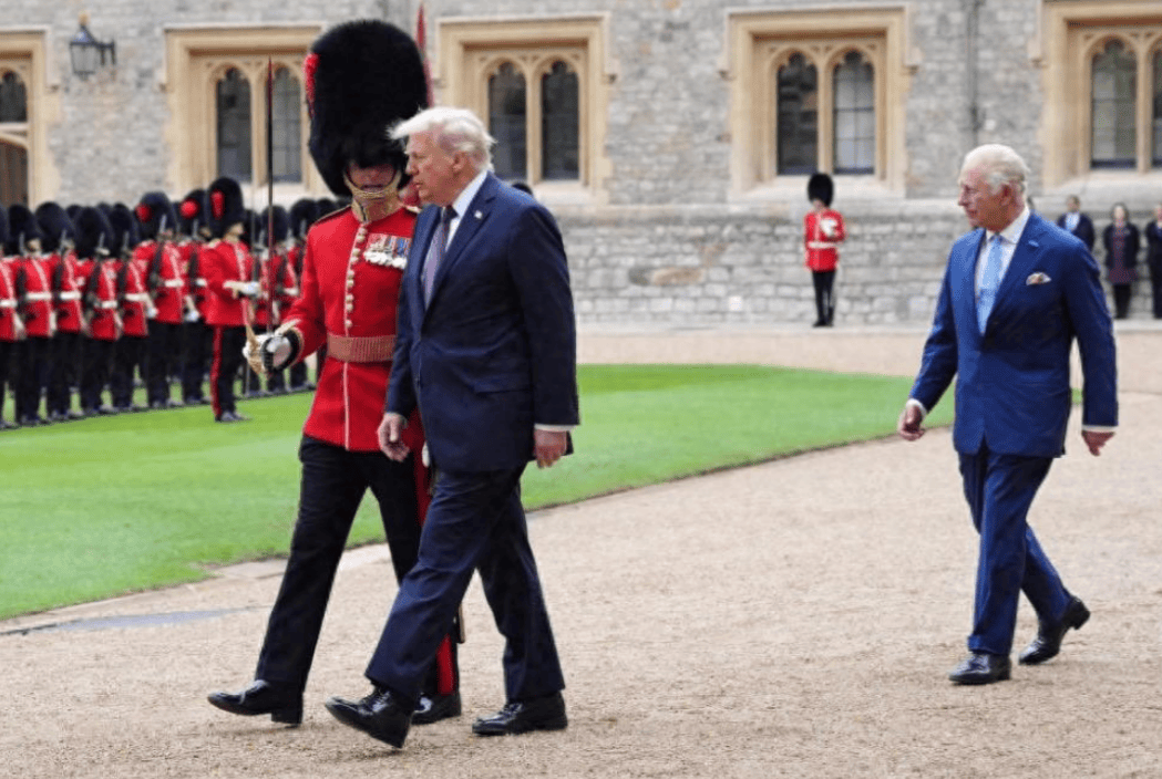 特朗普万万不会想到<strong></p>
<p>虚拟币锁金</strong>,他冒着生命危险访英,斯塔默却还给了他一巴掌