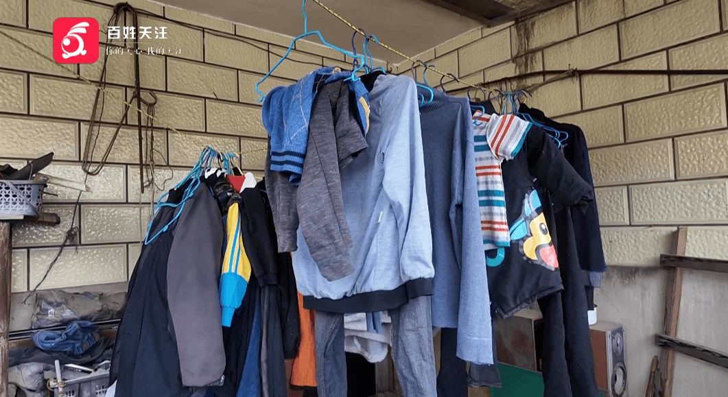 心酸！12岁男孩“独居”贵阳一安置房内<strong></p>
<p>虚拟币锁金</strong>，父亲回应：迫于无奈，因为……