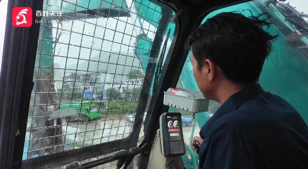 心酸！12岁男孩“独居”贵阳一安置房内<strong></p>
<p>虚拟币锁金</strong>，父亲回应：迫于无奈，因为……