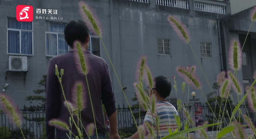 心酸！12岁男孩“独居”贵阳一安置房内<strong></p>
<p>虚拟币锁金</strong>，父亲回应：迫于无奈，因为……