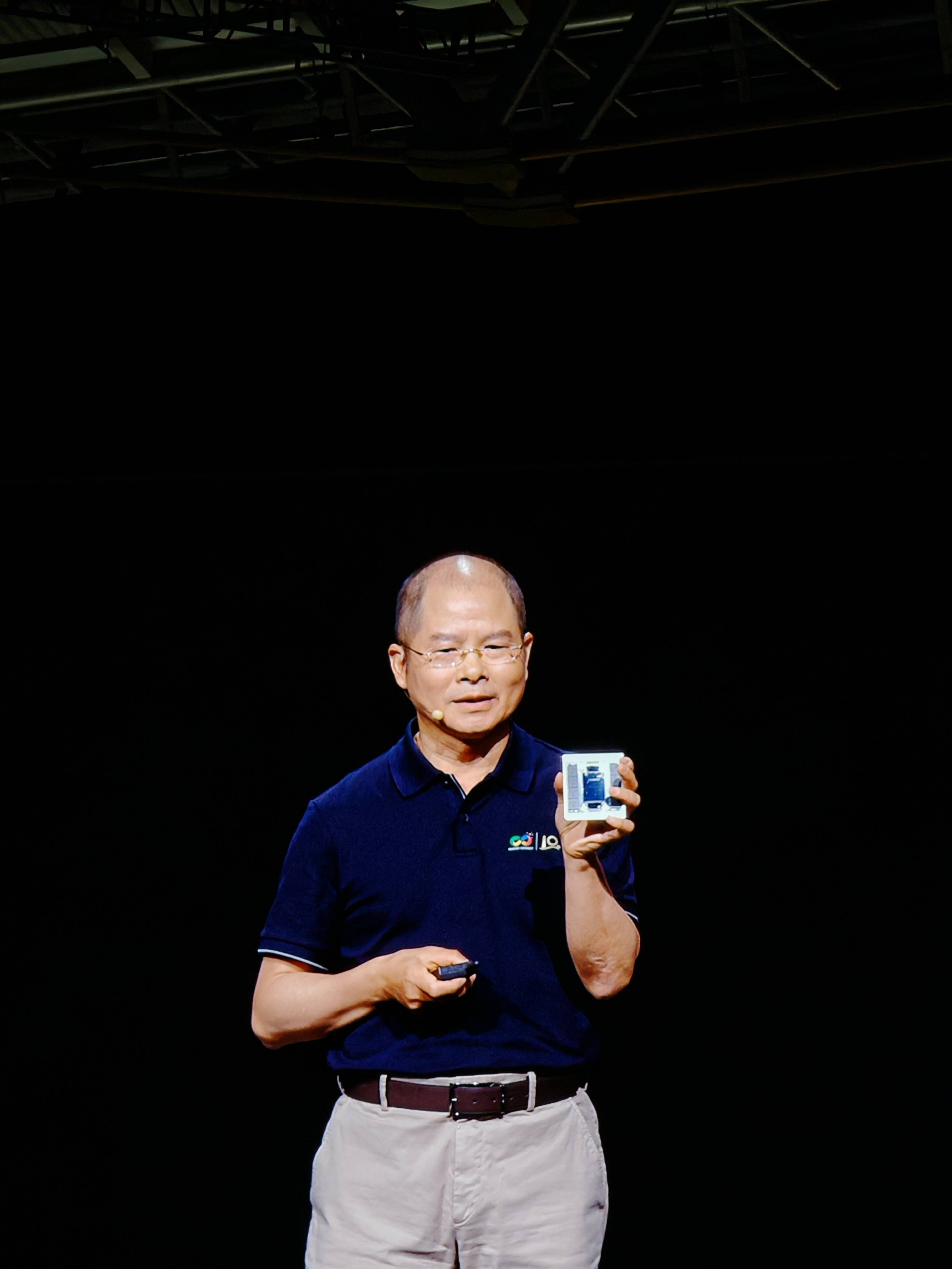 华为亮家底<strong></p>
<p>虚拟币锁金</strong>，首次公开昇腾芯片未来3年计划，高管曝光与DeepSeek合作细节