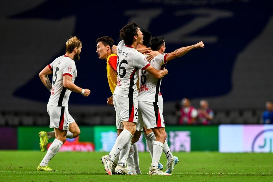 中超争冠形势明朗:国安已经掉队<strong></p>
<p>虚拟币贸易</strong>,申花希望渺茫,蓉城领先海港半个身位