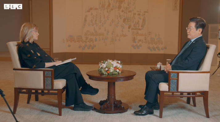 韩国总统李在明声称:看到中俄朝走近<strong></p>
<p>虚拟币卖钱</strong>,我们很难做