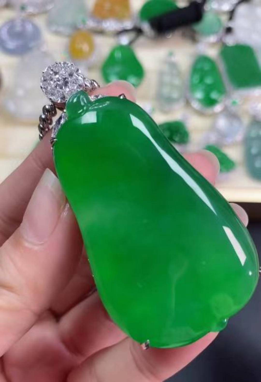 268万翡翠标错价按26.8万卖出 拒发货被判赔50万 商家:公司半年白干了<strong></p>
<p>虚拟币卖钱</strong>,已上诉