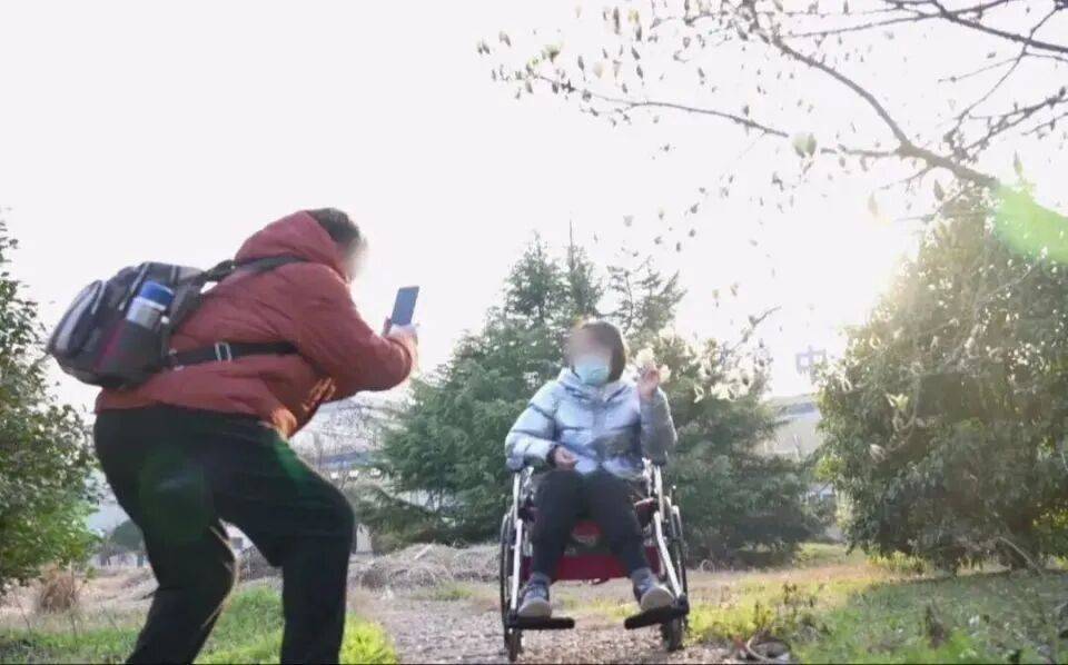 28岁妻子突发罕见病全身瘫痪<strong></p>
<p>3Q虚拟币</strong>,丈夫哄骗卖婚房携款失踪,检方强势介入