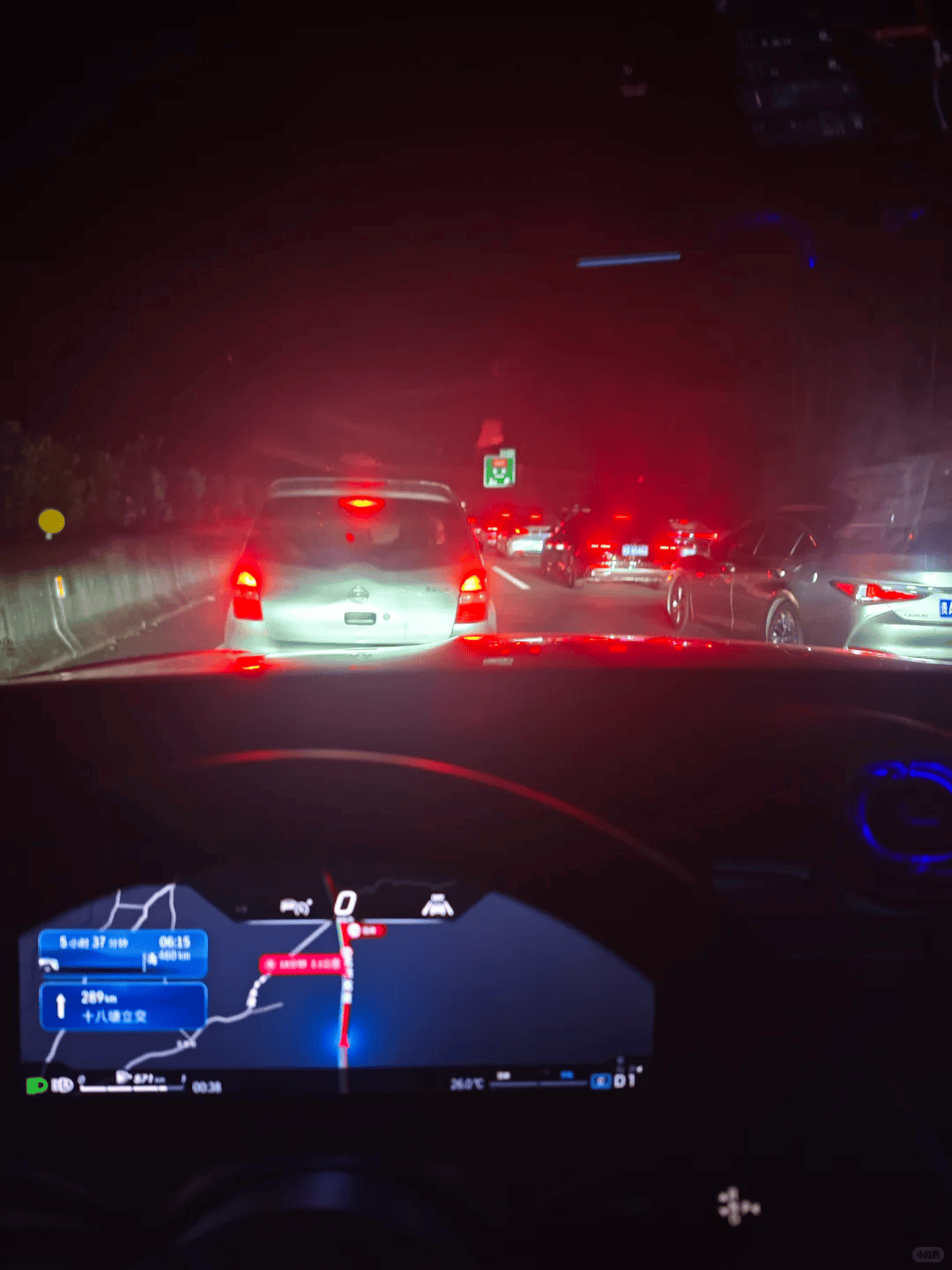 “不亚于春节回家”！凌晨5点<strong></p>
<p>3Q虚拟币</strong>，深圳有人已经堵在路上……