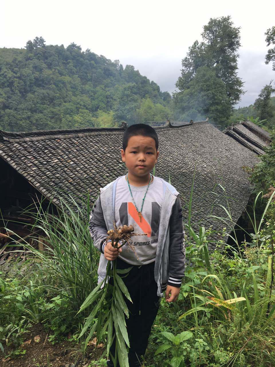 那个让老师骄傲的“调皮”班级！30年同学聚会<strong></p>
<p>挖数字货币</strong>，还伴有一封来自贵州的感谢信