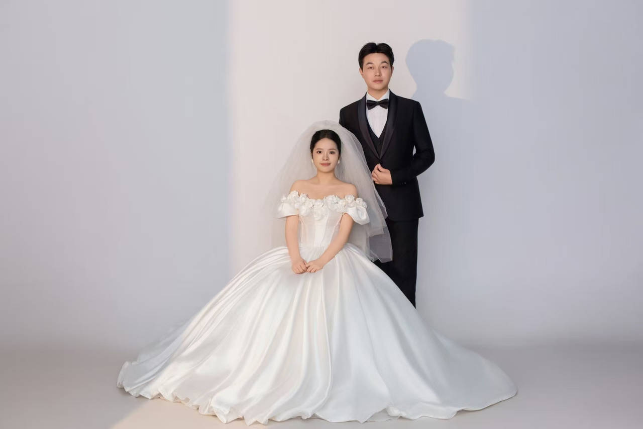 那个让老师骄傲的“调皮”班级！30年同学聚会<strong></p>
<p>挖数字货币</strong>，还伴有一封来自贵州的感谢信