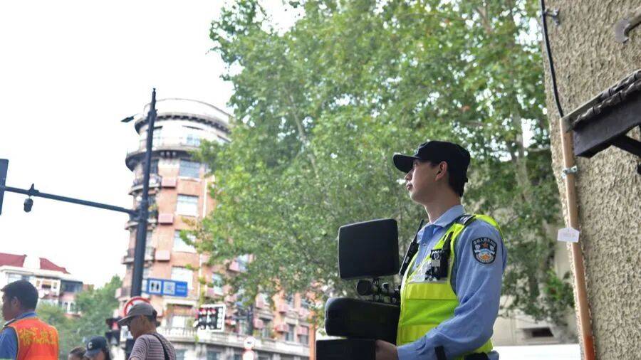 突然群发<strong></p>
<p>有哪些数字货币</strong>！大批上海市民收到警方短信！全市爆火网红已被锁定...有爸爸因孩子违规被罚款