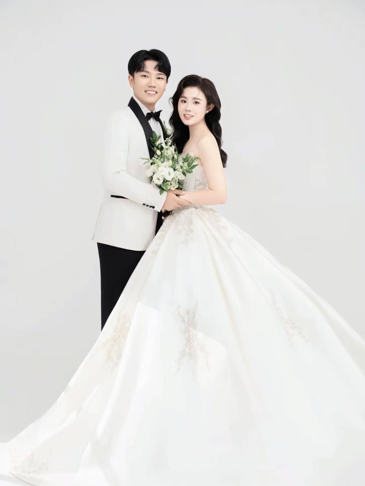 “千万富翁”解克锋儿子解清帅将举办婚礼<strong></p>
<p>有哪些数字货币</strong>,解克锋:很开心,邀请了部分寻亲家长参加