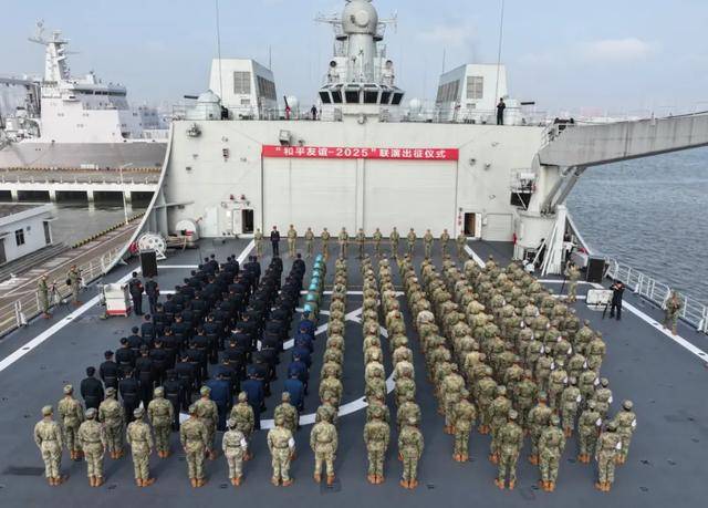 南部战区:中方参演部队已从军港出征