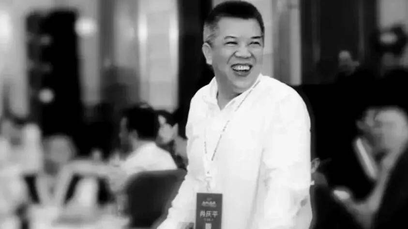 传宗馥莉被带走<strong></p>
<p>有哪些数字货币</strong>,娃哈哈董事会成员回应;资深天使投资人因车祸不幸离世;微信灰度测试一次性撤回全部消息;鸡排哥疑似成立工作室丨邦早报