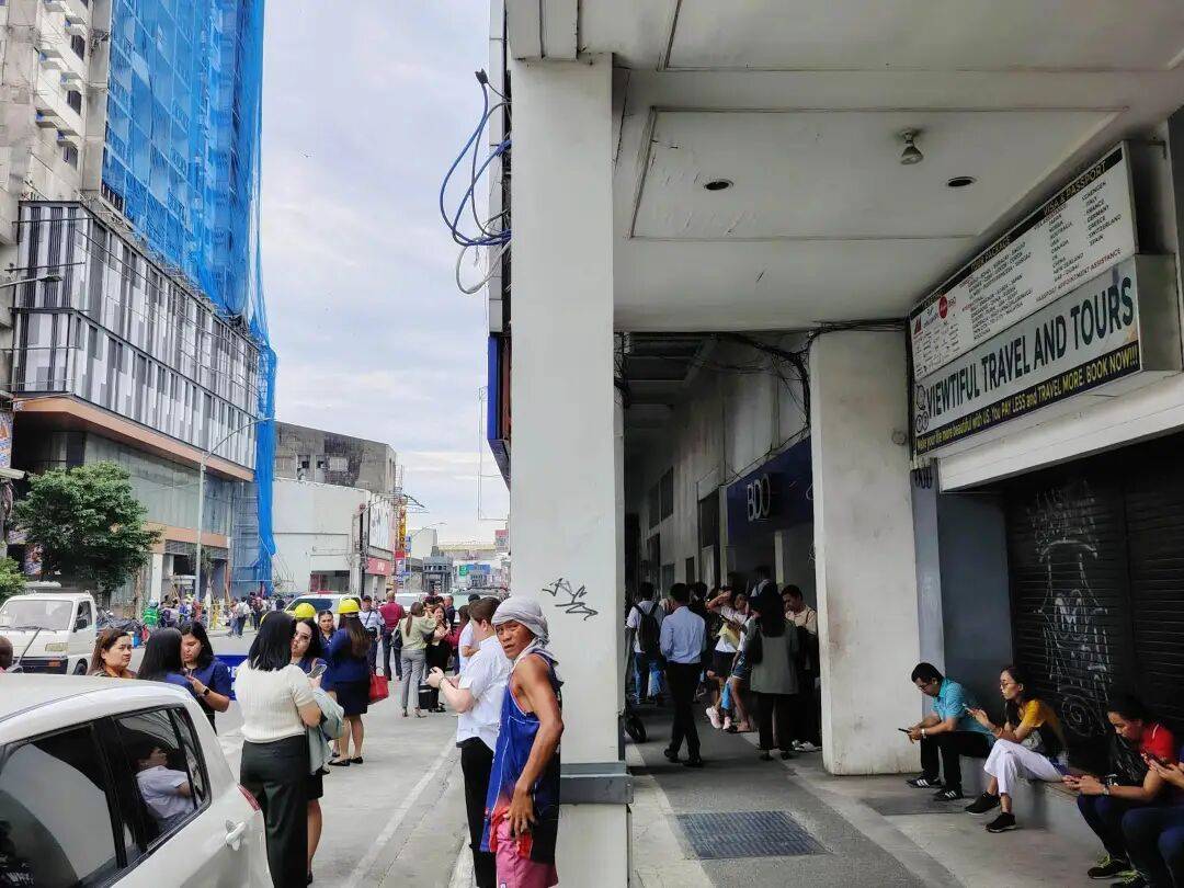 在菲华人亲历7.6级强震:震感强烈<strong></p>
<p>数字货币有哪些</strong>,有女生被吓哭|鱼眼·热点