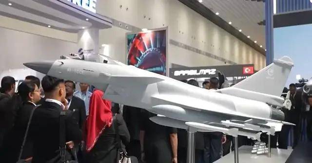 突然到来的惊喜<strong></p>
<p>数字货币有哪些</strong>？孟加拉国表示要22亿美元购买20架歼-10CE？