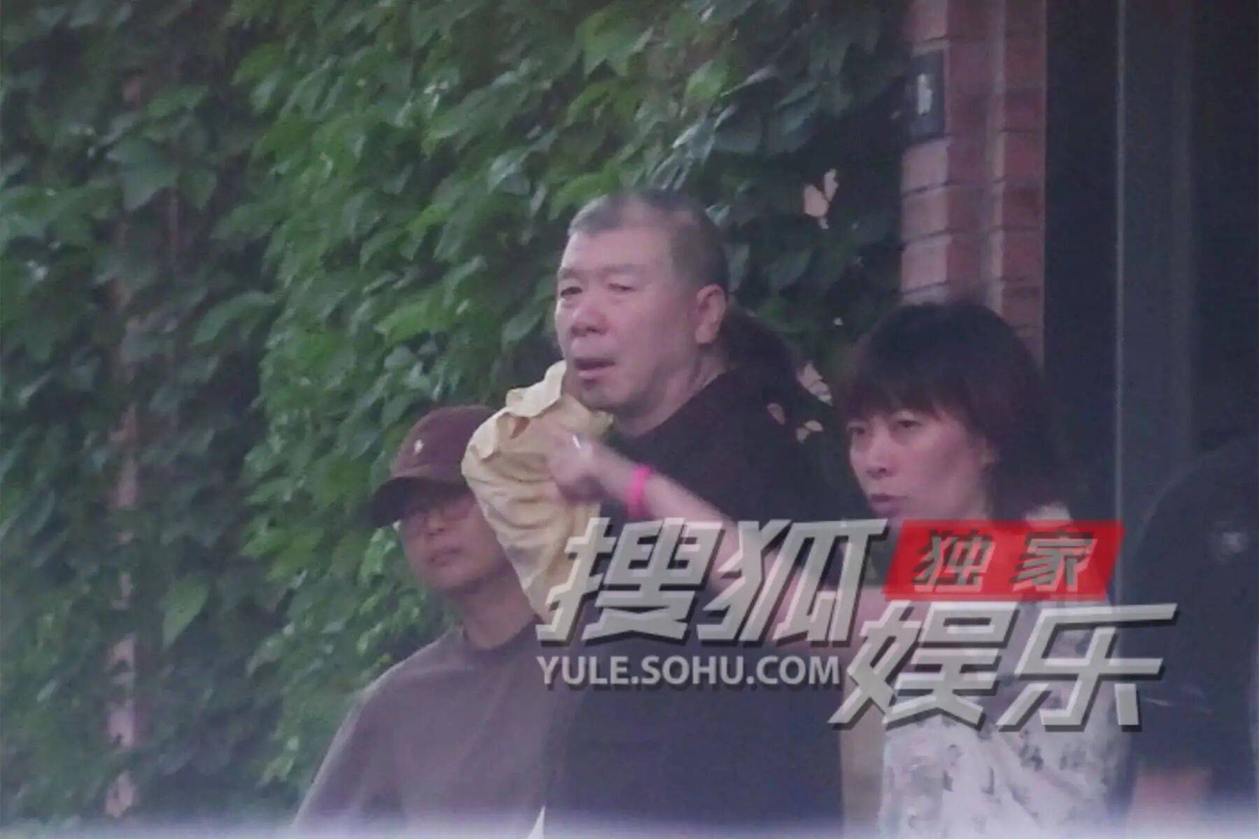 考古|冯小刚带女儿去陈思诚工作室!开个人账号还读影视专业<strong></p>
<p>数字货币有哪些</strong>,她也要“女承父业”吗?