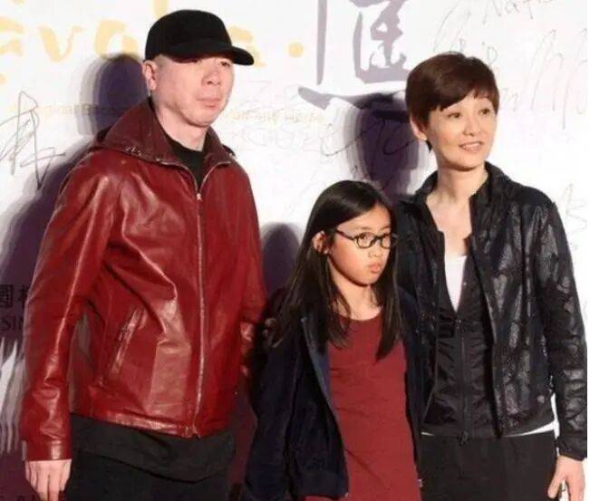 考古|冯小刚带女儿去陈思诚工作室!开个人账号还读影视专业<strong></p>
<p>数字货币有哪些</strong>,她也要“女承父业”吗?