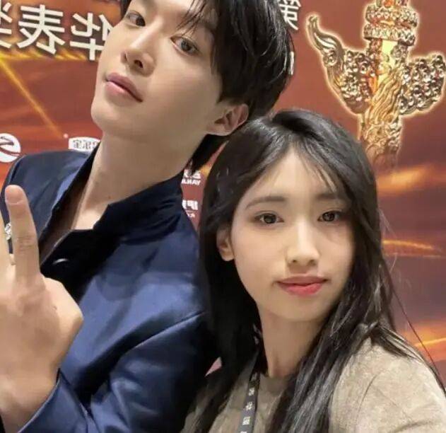 考古|冯小刚带女儿去陈思诚工作室!开个人账号还读影视专业<strong></p>
<p>数字货币有哪些</strong>,她也要“女承父业”吗?