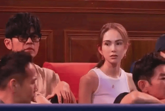 考古|昆凌现身暴瘦变化大!7年剖腹产下3娃<strong></p>
<p>国际数字货币</strong>,从“打工妹”到“天王嫂”,她的辛苦谁懂