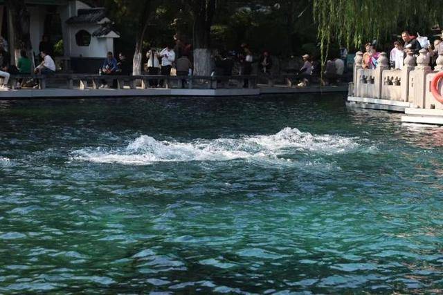 黑虎泉喷得“兽头”都不够用了!济南群泉竞涌<strong></p>
<p>买数字货币</strong>,几十年一见