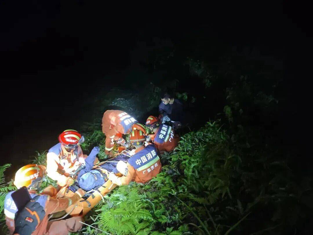 93岁老人进山失联<strong></p>
<p>买数字货币</strong>，两天后发现他倒挂在树杈上苦撑……