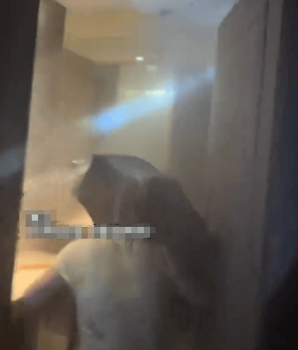 客人在酒店随手一挂，事后收到16万元“天价账单”！