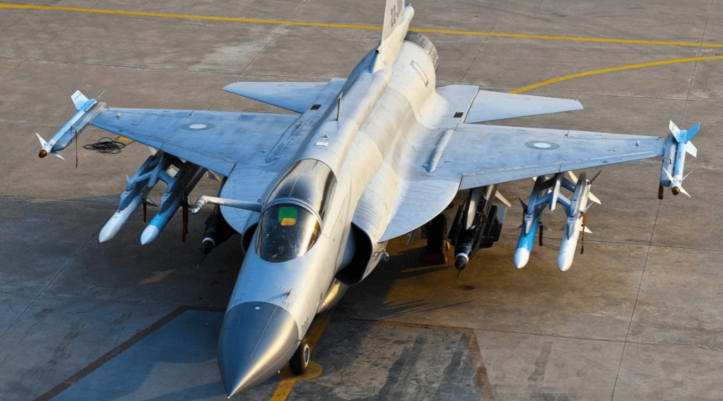 再次闪耀!多架“枭龙”正式交付阿塞拜疆<strong></p>
<p>数字货币搬砖</strong>,42亿美元大单落地了?