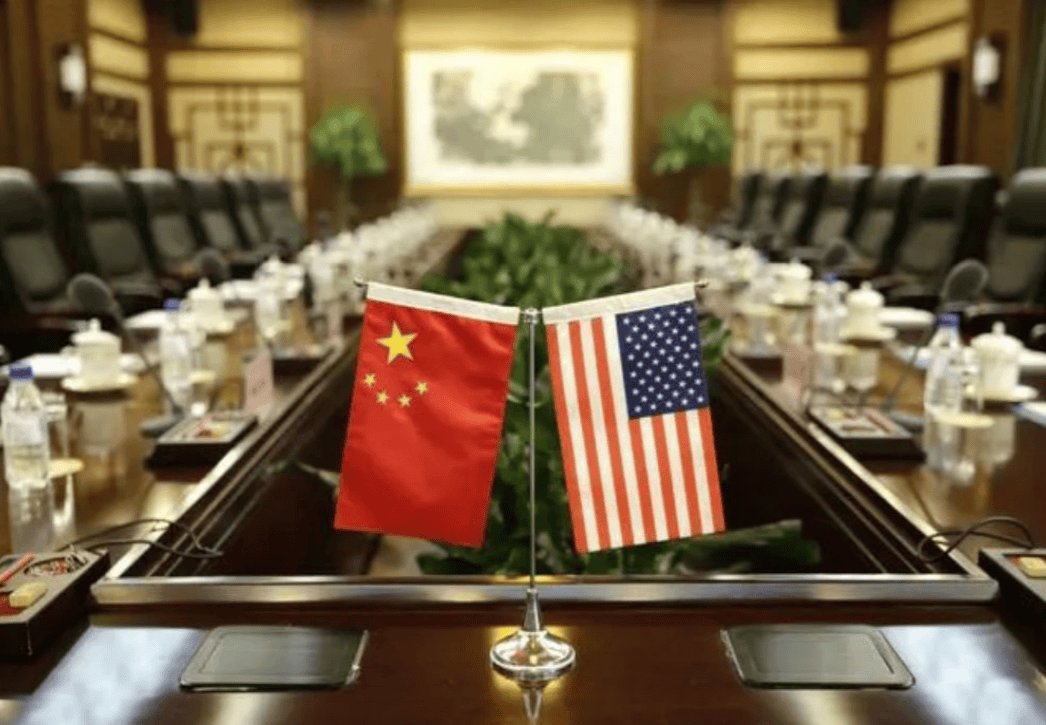 中美对决<strong></p>
<p>中国的数字货币</strong>，首个冤大头自投罗网，中国杀鸡儆猴，3个危险信号曝光