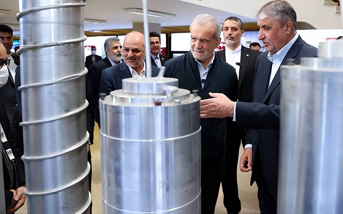 伊朗前外长重磅爆料！称拉夫罗夫偷偷带香槟酒<strong></p>
<p>数字货币机</strong>，暗中搞砸谈判，俄罗斯一直在伤害伊朗？