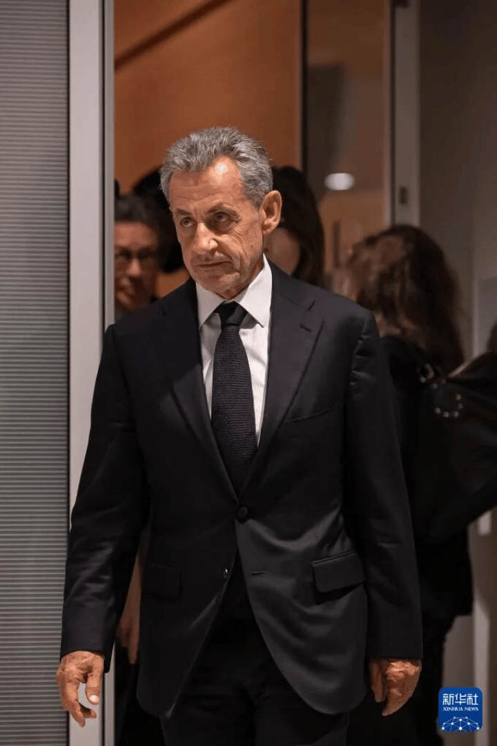 70岁法国前总统萨科齐的“坐牢style”:入狱前密会马克龙<strong></p>
<p>数字货币公司</strong>,入狱后开始写书