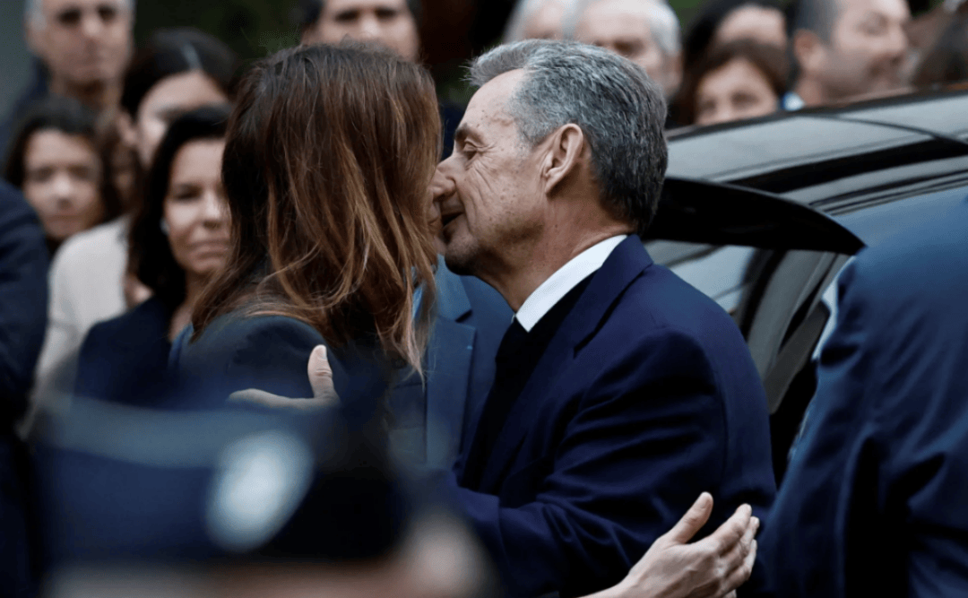 70岁法国前总统萨科齐的“坐牢style”:入狱前密会马克龙<strong></p>
<p>数字货币公司</strong>,入狱后开始写书