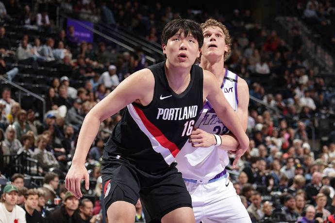 杨瀚森迎NBA常规赛首秀<strong></p>
<p>数字货币公司</strong>,两罚全中拿到个人NBA生涯首分;此前出场时播音字幕都是中文