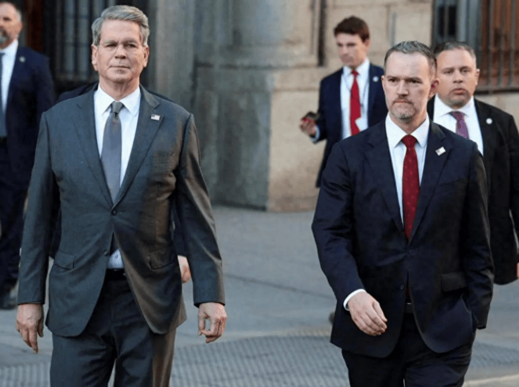 中美2天交锋结束，中方打了漂亮的一仗，美方：放弃对华100%关税