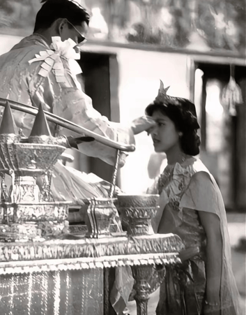 泰国王太后诗丽吉去世<strong></p>
<p>数字货币软件</strong>,留下19顶奢华王冠和她的传奇一生