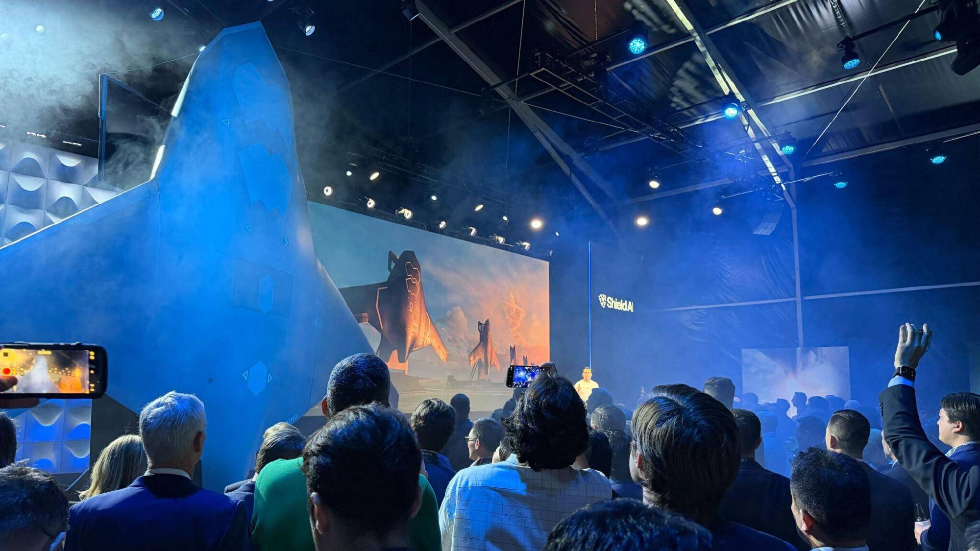 无空速管<strong></p>
<p>国内数字货币</strong>，疑似第二架歼-50：美国精神胜利法，新六代机东亚决战