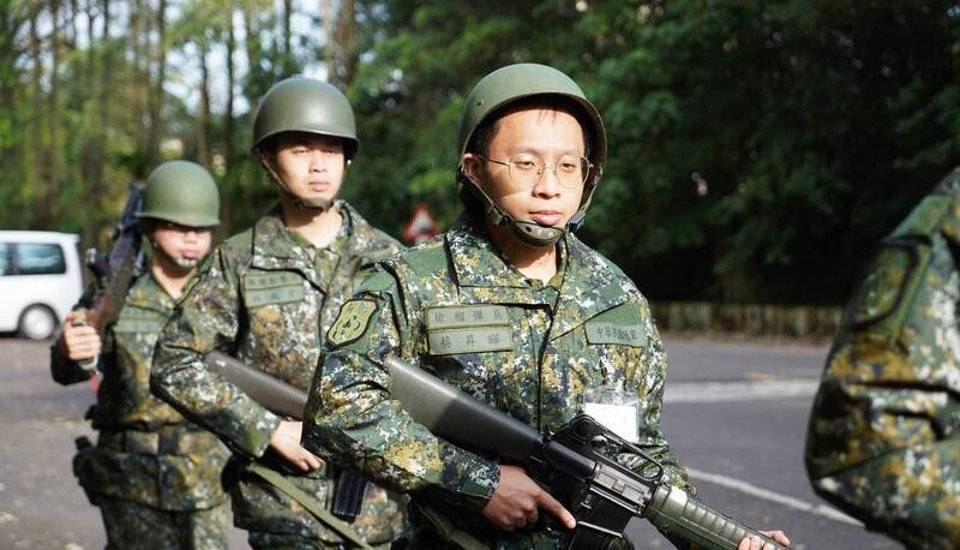 力挺统一被整<strong></p>
<p>国内数字货币</strong>,81岁高安国被台当局下狱7年半,大陆该怎么反击?