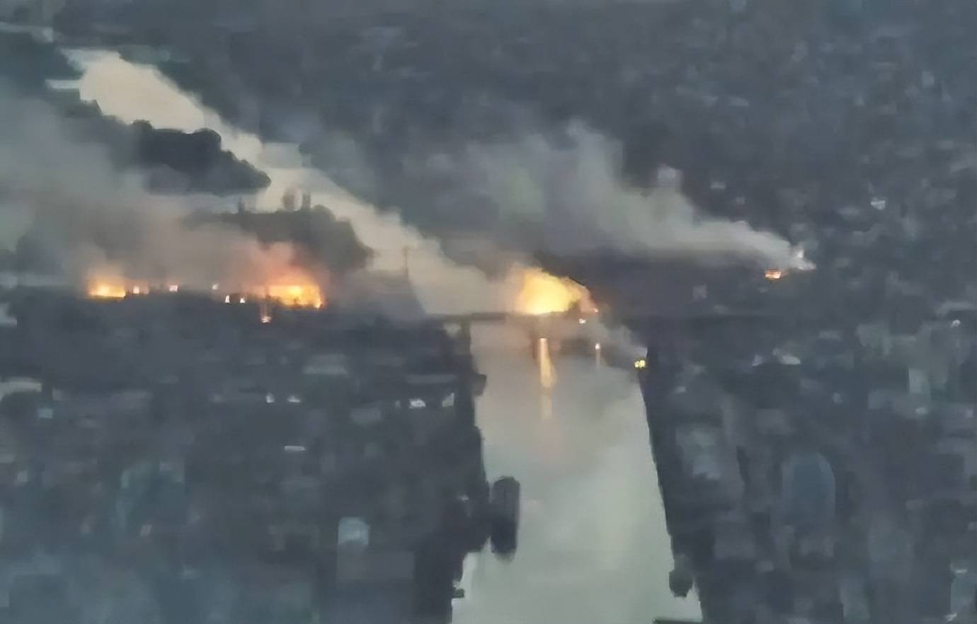 血拼一夜!俄军敢死队冲入赫尔松<strong></p>
<p>数字货币监管</strong>,远火大开杀戒,乌军机器人参战